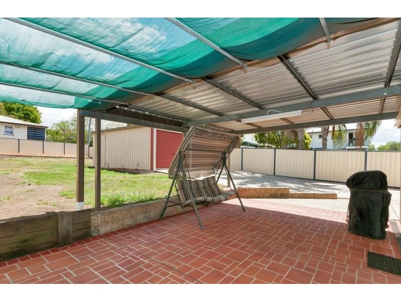 3 Sealy Street, Silkstone QLD 4304