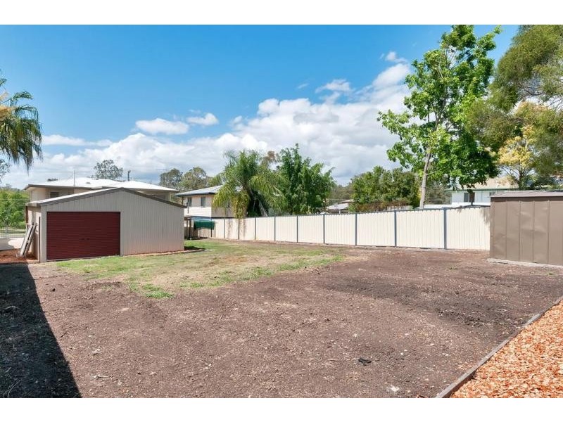3 Sealy Street, Silkstone QLD 4304