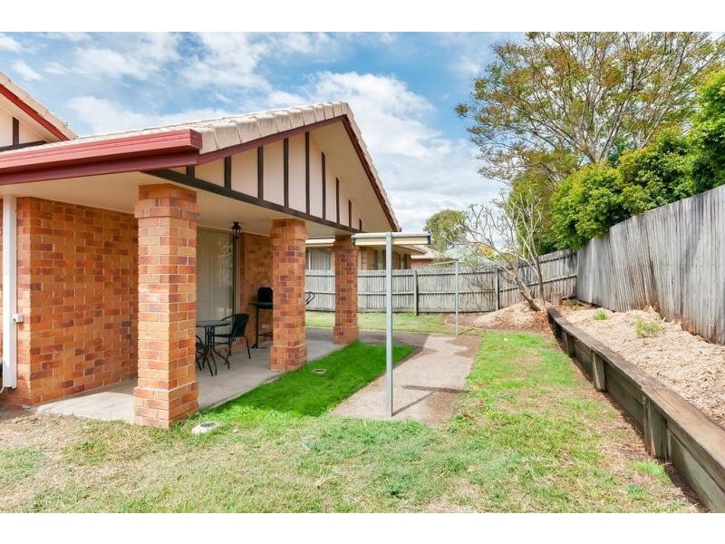 17 Willowtree Drive, Flinders View QLD 4305