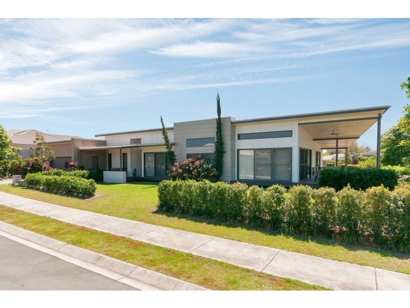 1 Sirmione Court, Raceview QLD 4305