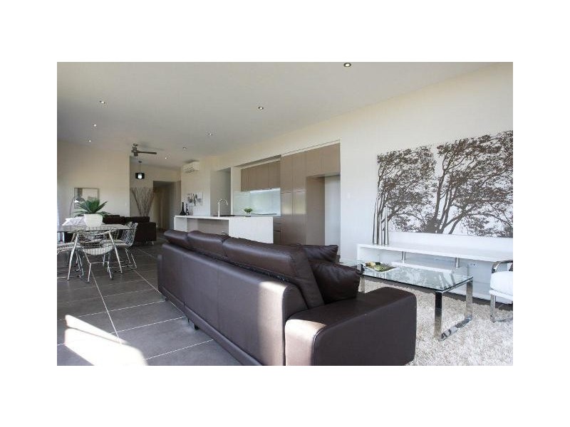 1 Sirmione Court, Raceview QLD 4305