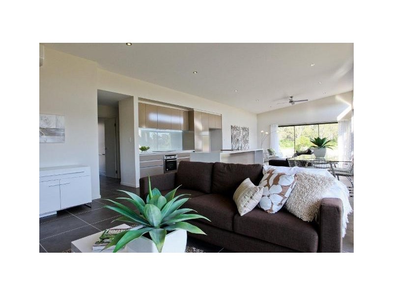 1 Sirmione Court, Raceview QLD 4305