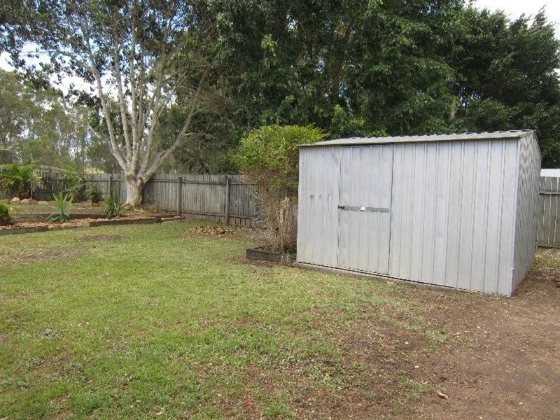 21 Oregon Close, Yamanto QLD 4305