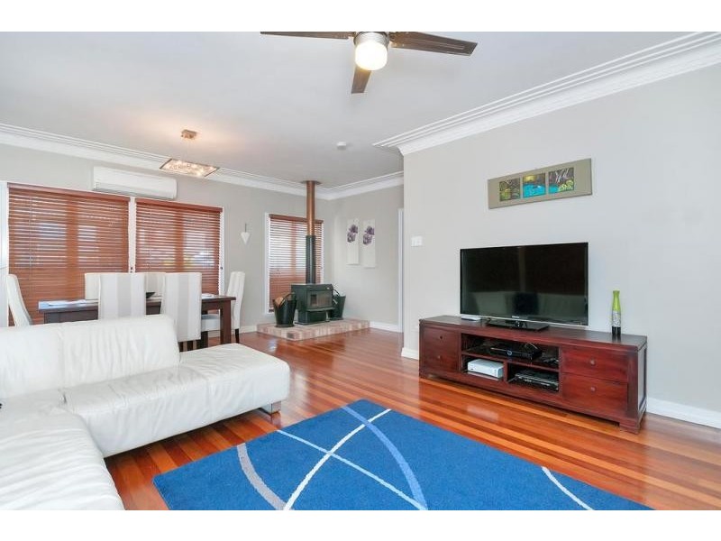 13a Emerald Street, Brassall QLD 4305