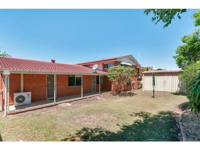 5 Cornwall Street, Eastern Heights QLD 4305