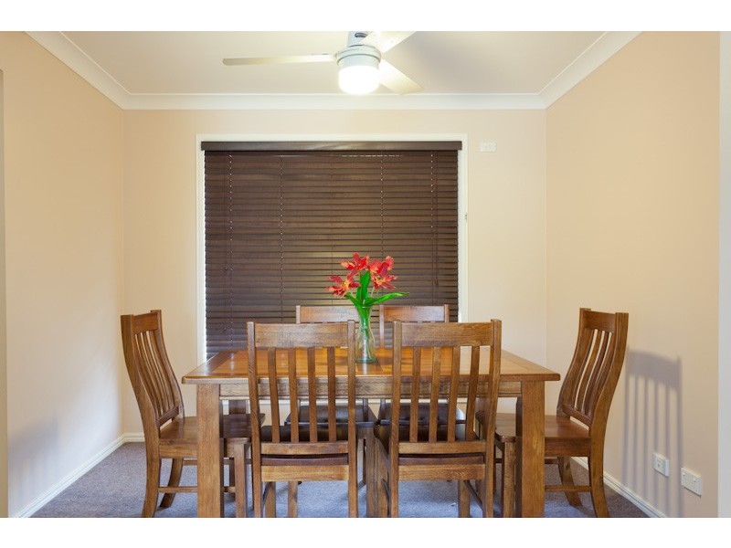 4 Acorn Street, Flinders View QLD 4305