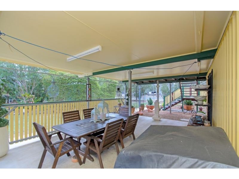 91 Adelong Avenue, Thagoona QLD 4306