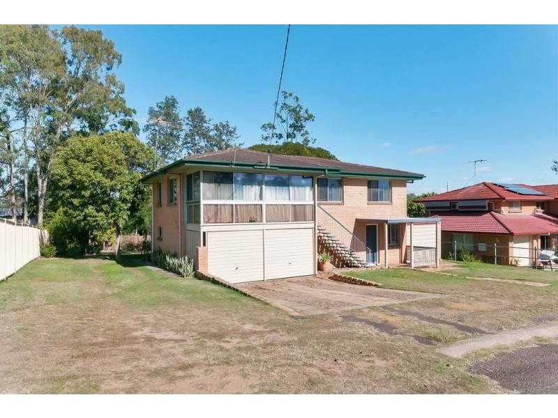 67 Barclay Street, Bundamba QLD 4304