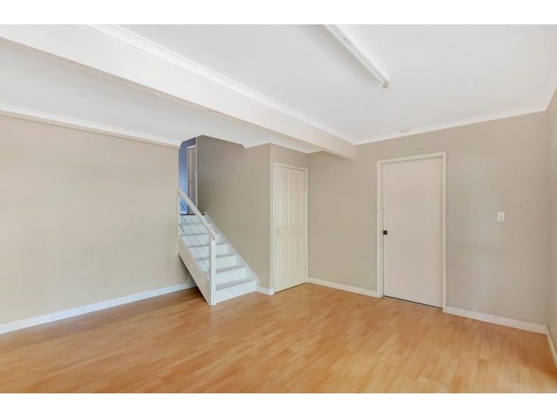 7 Turner Street, Eastern Heights QLD 4305