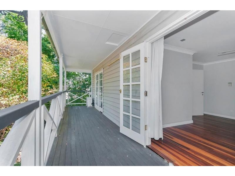 7 Turner Street, Eastern Heights QLD 4305