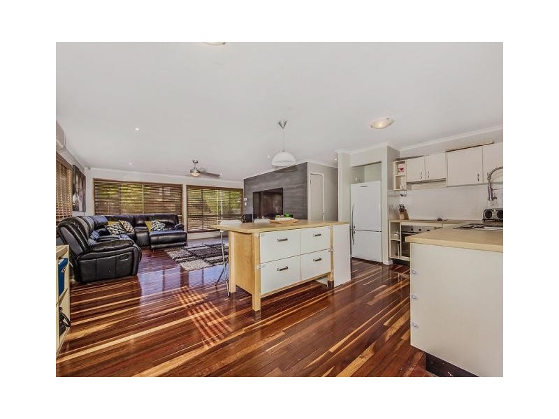 2 Elmore Street, Redbank Plains QLD 4301