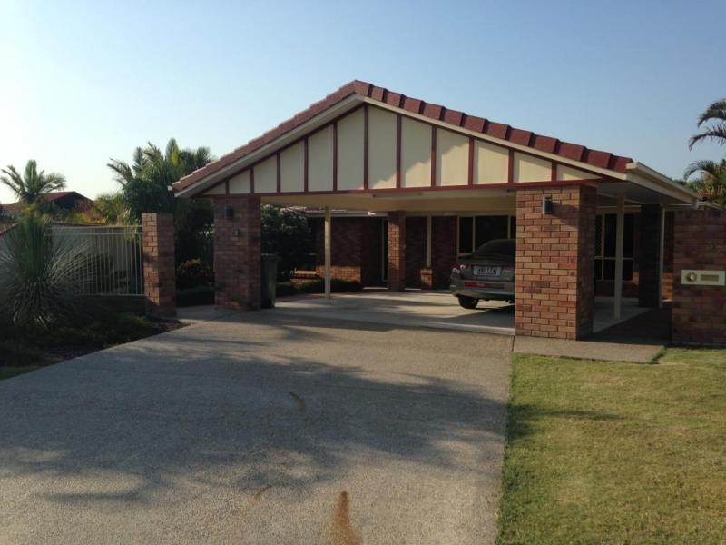 32 Cowley Drive, Flinders View QLD 4305