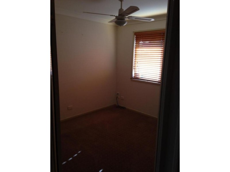 32 Cowley Drive, Flinders View QLD 4305