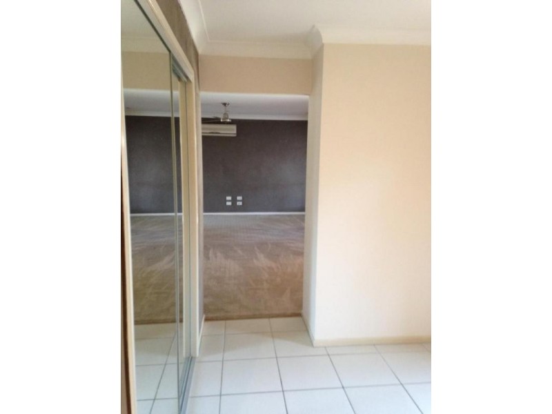 32 Cowley Drive, Flinders View QLD 4305