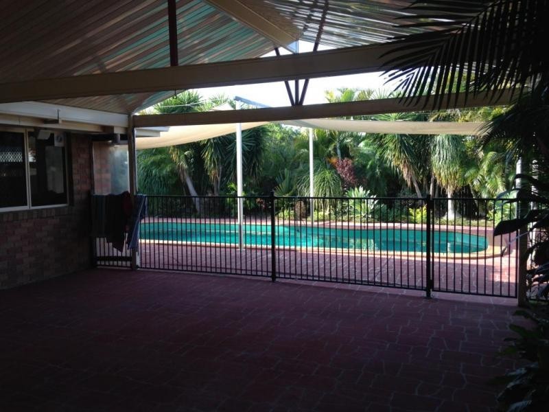 32 Cowley Drive, Flinders View QLD 4305