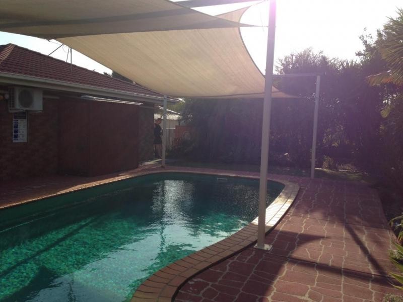 32 Cowley Drive, Flinders View QLD 4305