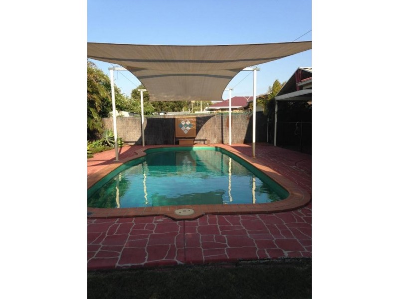 32 Cowley Drive, Flinders View QLD 4305