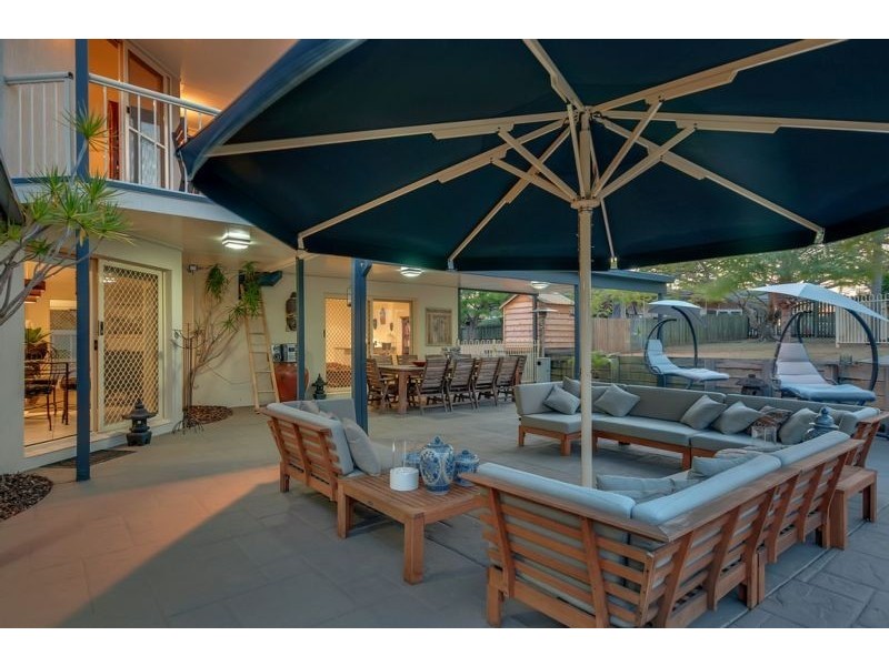 221 Wildey Street, Flinders View QLD 4305