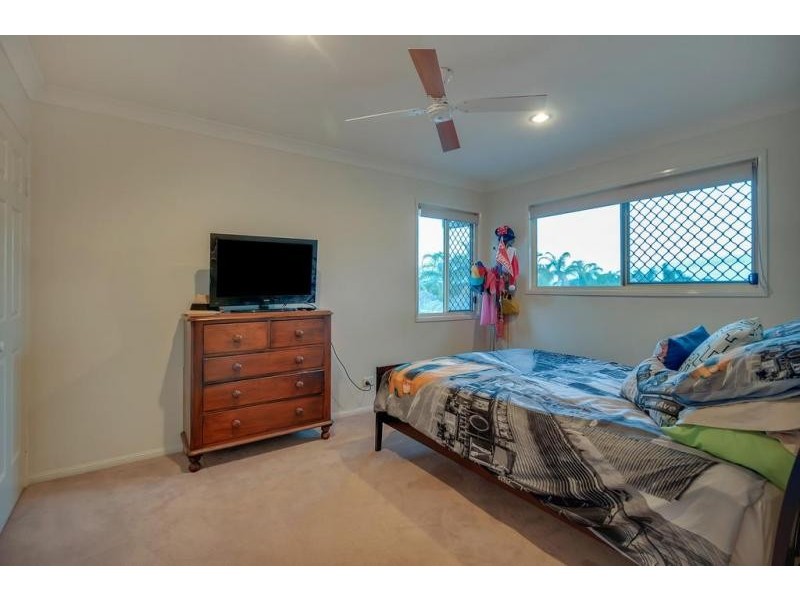 221 Wildey Street, Flinders View QLD 4305