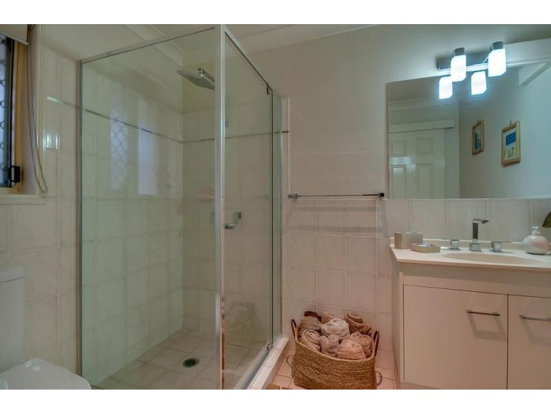 221 Wildey Street, Flinders View QLD 4305