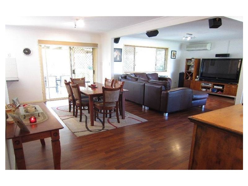 10 Arabian Close, Yamanto QLD 4305