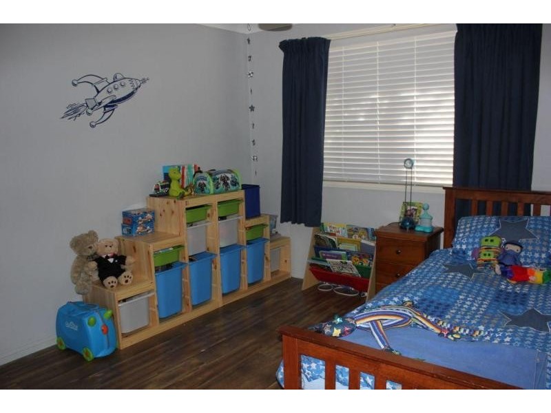 34 Jacana Crescent, Flinders View QLD 4305