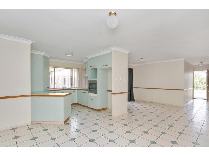 2A Jocelyn Court, Raceview QLD 4305