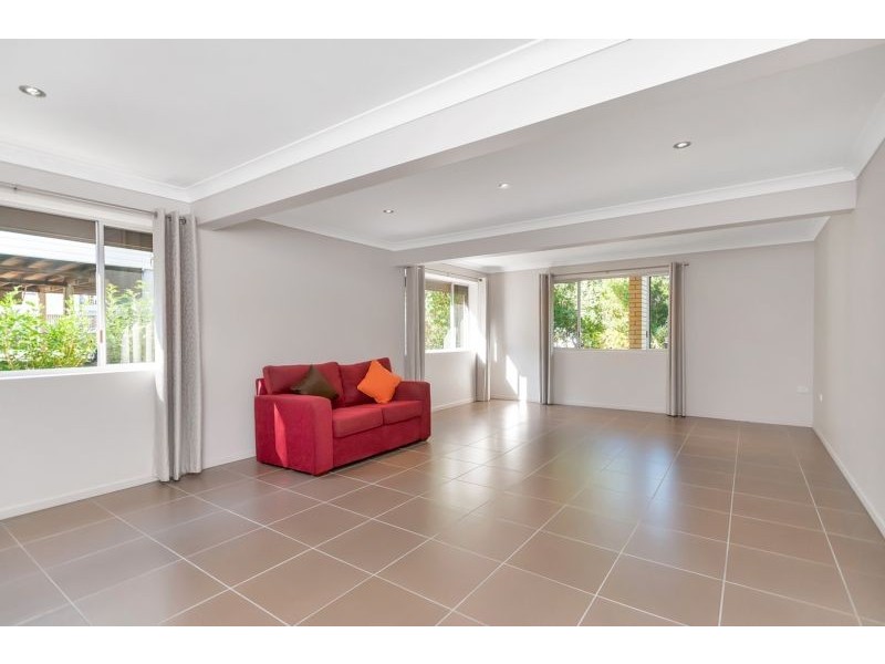 4 Bowen Street, Woodend QLD 4305