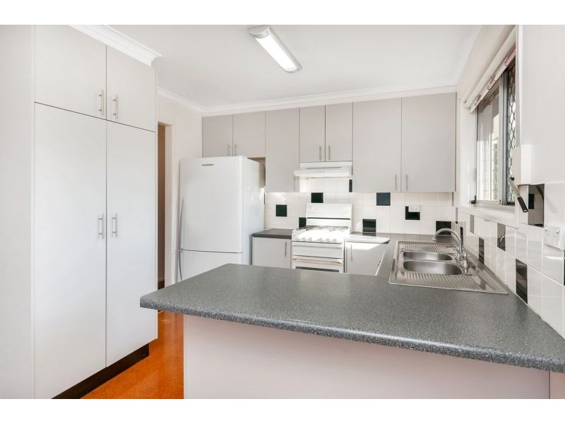 4 Bowen Street, Woodend QLD 4305
