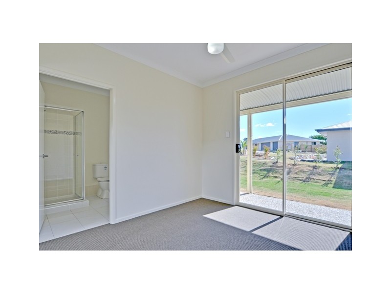 11 Lilly Court, Yamanto QLD 4305