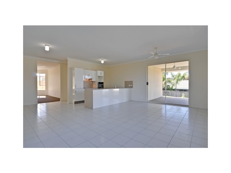 11 Lilly Court, Yamanto QLD 4305