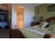 8 Amor Court, Yamanto QLD 4305