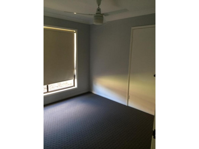 8 Leysdown Court, Yamanto QLD 4305