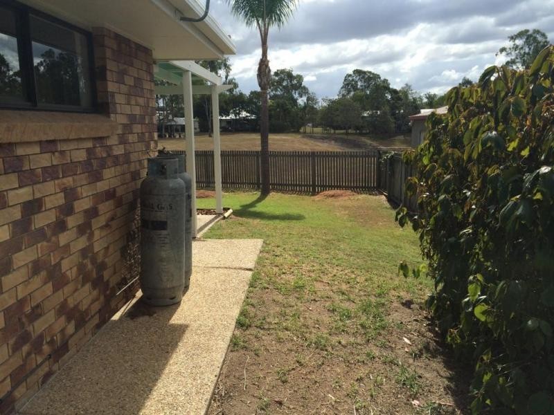 8 Leysdown Court, Yamanto QLD 4305