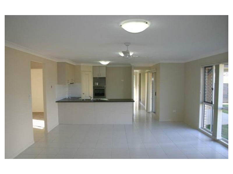 12 Burns Circuit, Augustine Heights QLD 4300