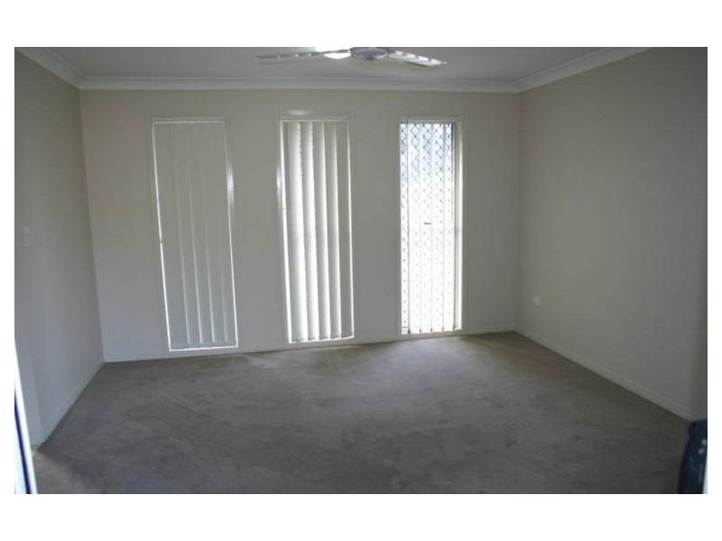 12 Burns Circuit, Augustine Heights QLD 4300
