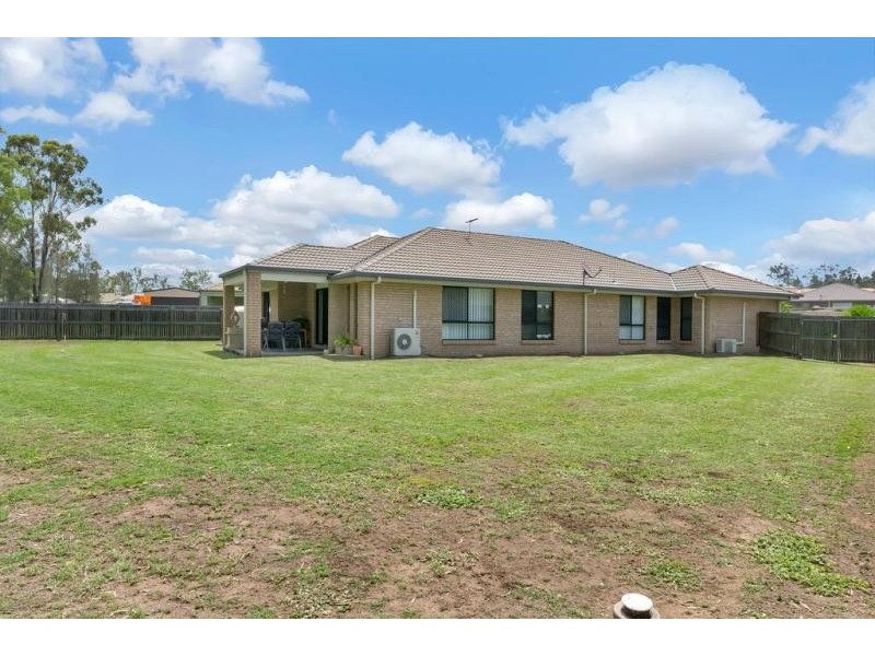11 Piccadilly Court, Deebing Heights QLD 4306
