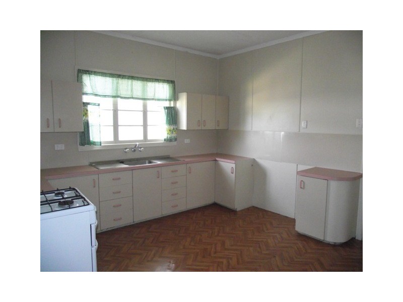 9A Park Street, Ipswich QLD 4305