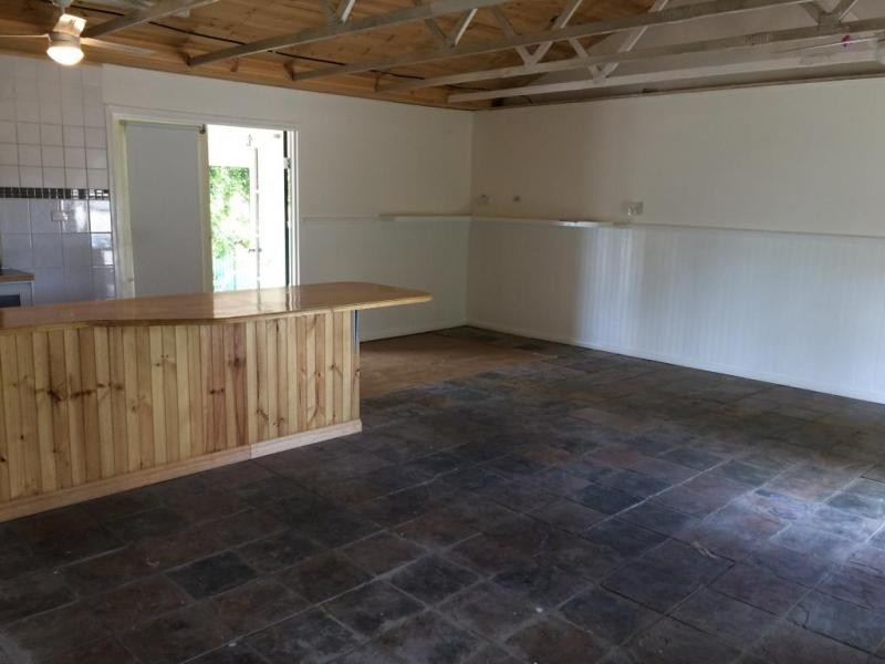 273 Warwick Road, Churchill QLD 4305