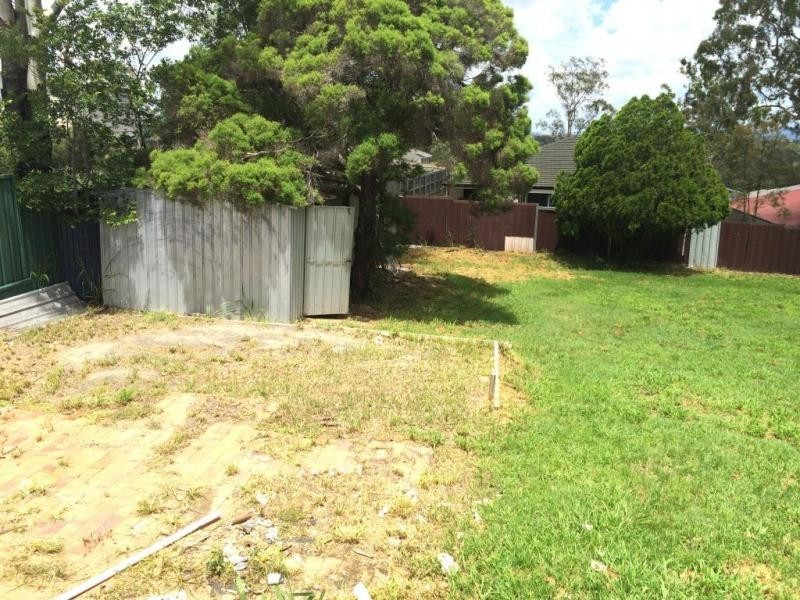 273 Warwick Road, Churchill QLD 4305