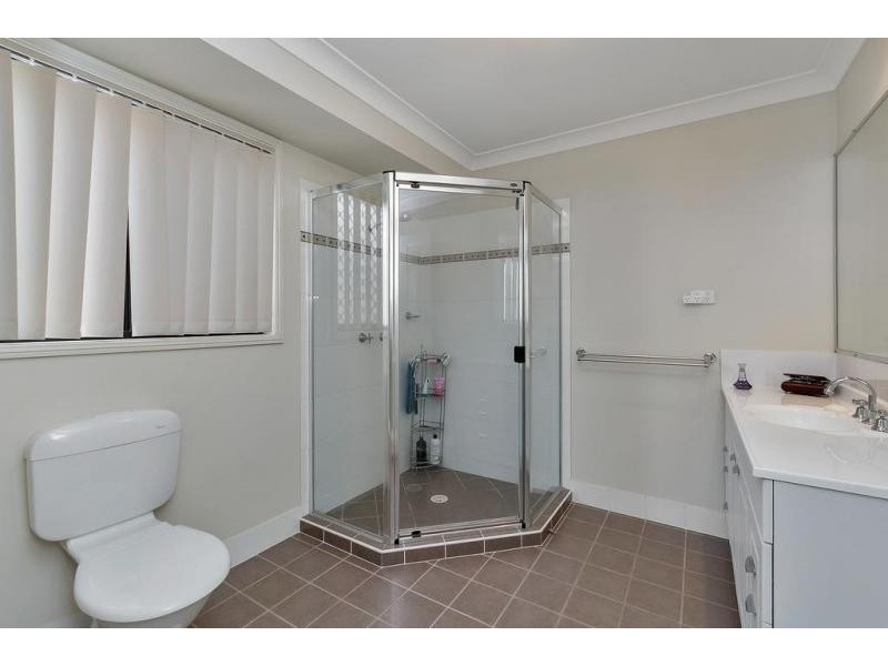 24 Piccadilly Court, Deebing Heights QLD 4306