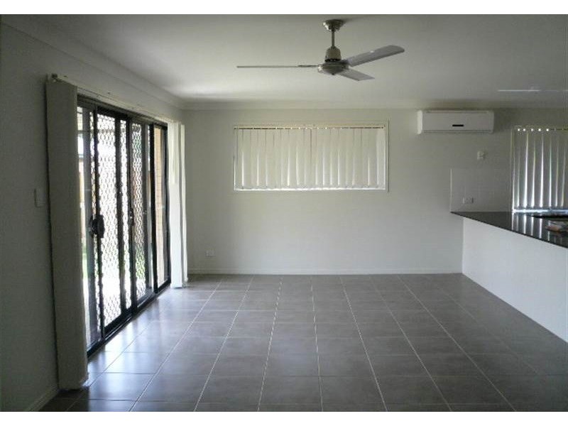 64 Moonlight Drive, Brassall QLD 4305