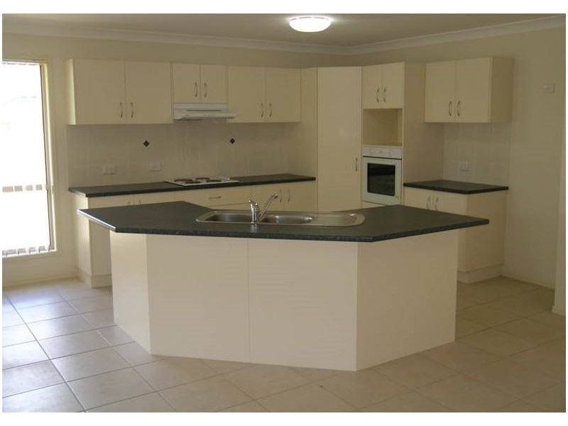 54 Currajong Place, Brassall QLD 4305