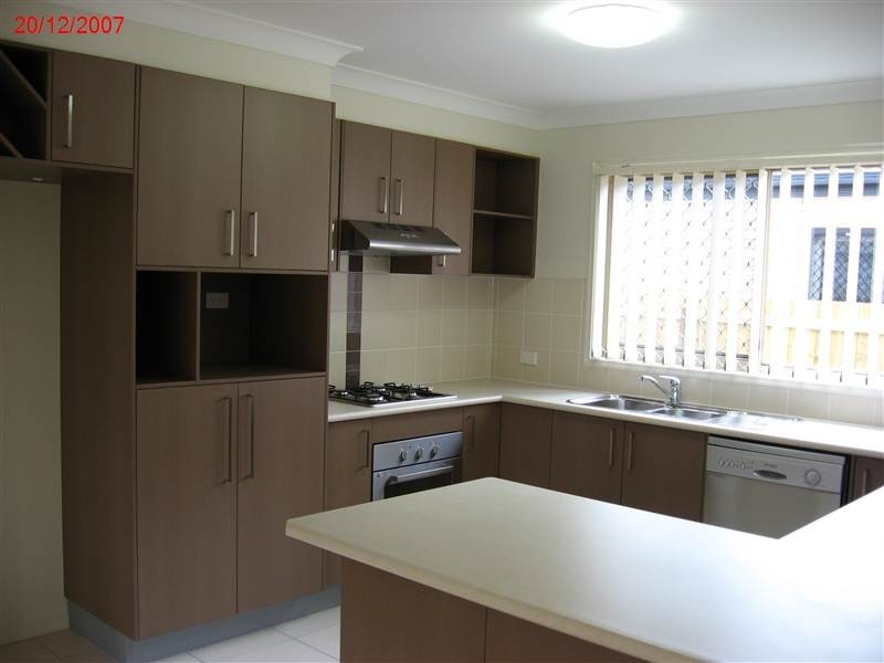 10 Ronayne Circuit, One Mile QLD 4305