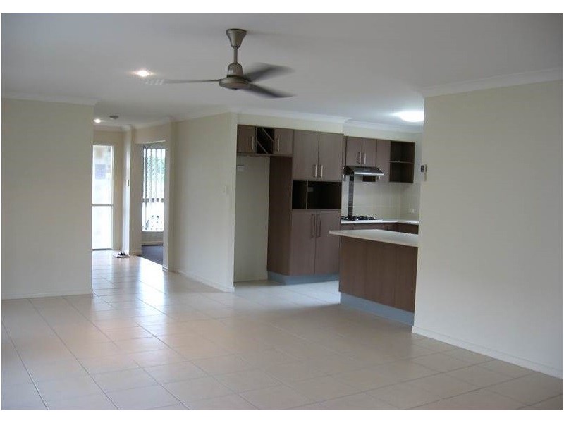 10 Ronayne Circuit, One Mile QLD 4305