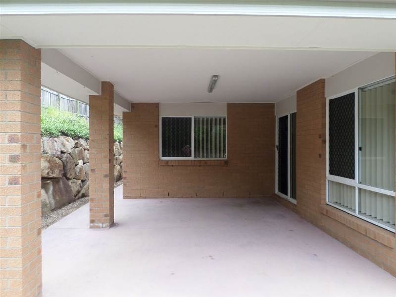 4 Tamarind Street, Flinders View QLD 4305
