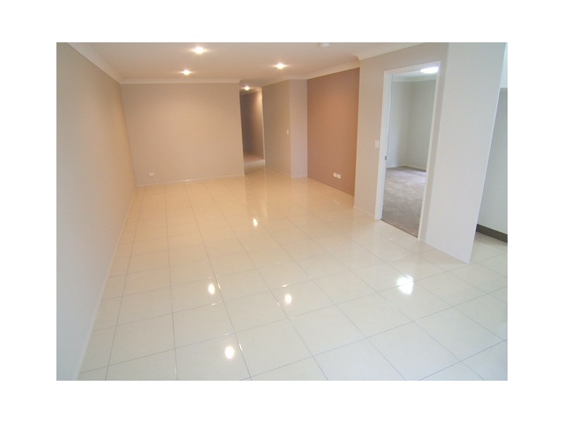 1/119 Haig Street, Brassall QLD 4305