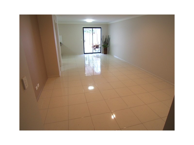 1/119 Haig Street, Brassall QLD 4305