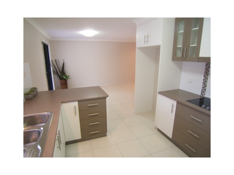 1/119 Haig Street, Brassall QLD 4305