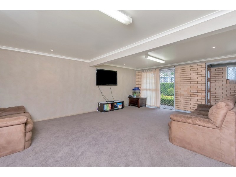33 Jarrah Street, Raceview QLD 4305